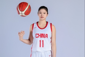 媒体人：中国U17女篮没气馁 强撑着一股劲艰难取胜 锁定世界杯前6