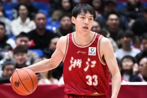直播吧：吴前成功留队 将与浙江男篮签订一份老将合同